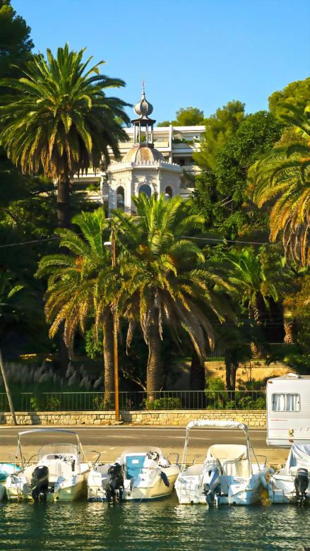 Free stock image of House among palm trees created by Dreamlandscape
