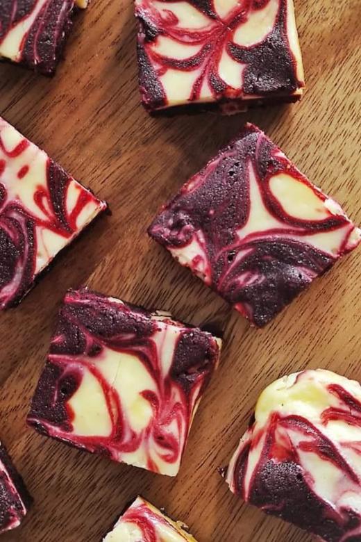 Free stock image of Cheese and red velvet created by Isaac Robertson