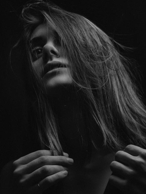 Free stock image of Dramatic portrait created by Alexander Krivitskiy