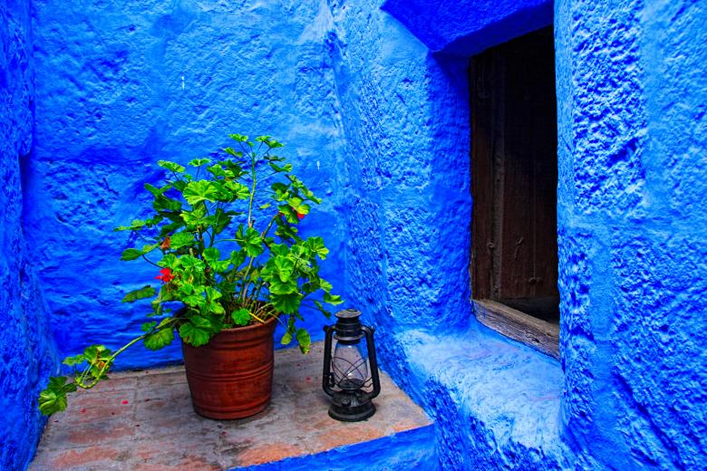 Free stock image of Blue wall created by Oleg  Ы