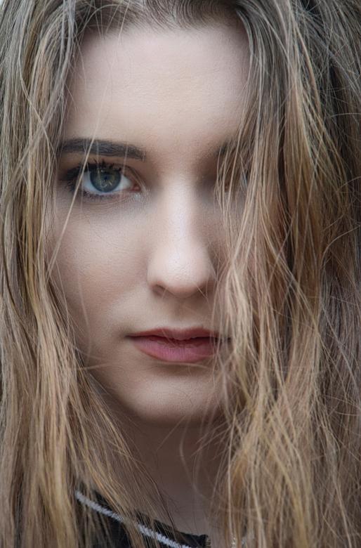 Free stock image of Teen portrait created by Alexander Krivitskiy
