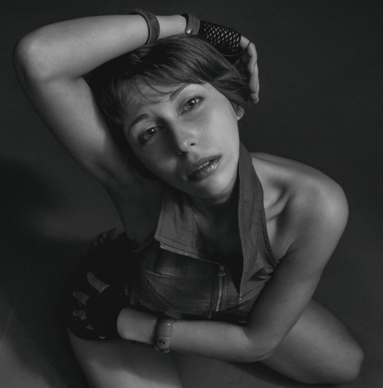 Free stock image of Sad woman created by Alexander Krivitskiy