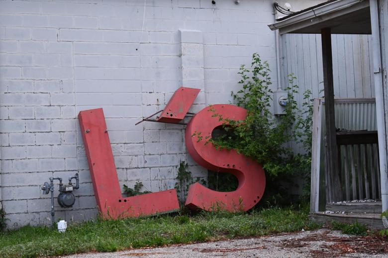 Free stock image of Lee Summit Hidden Treasure created by Ashten Clark PETERS
