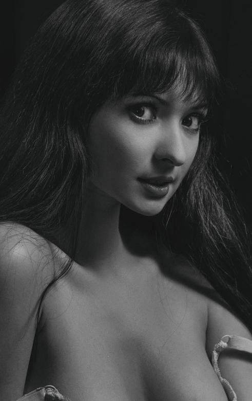 Free stock image of Beauty portrait created by Alexander Krivitskiy