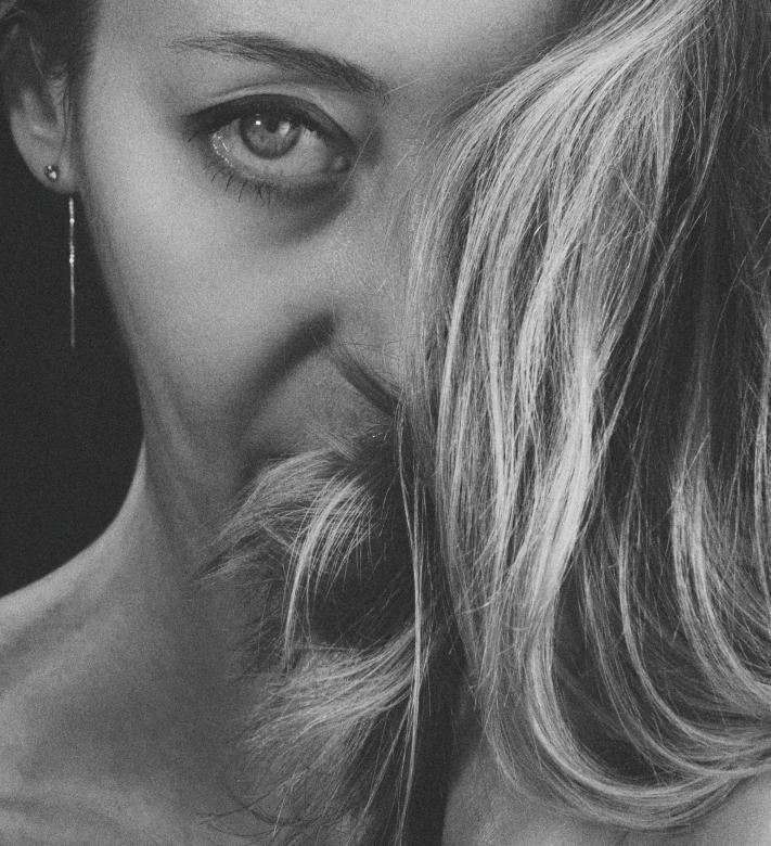 Free stock image of Beauty portrait created by Alexander Krivitskiy