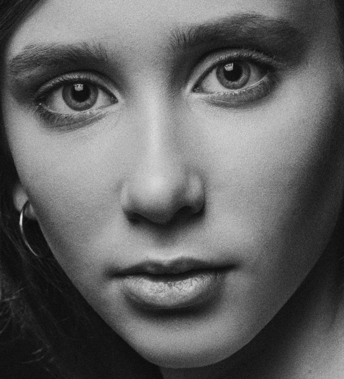 Free stock image of Beauty portrait created by Alexander Krivitskiy