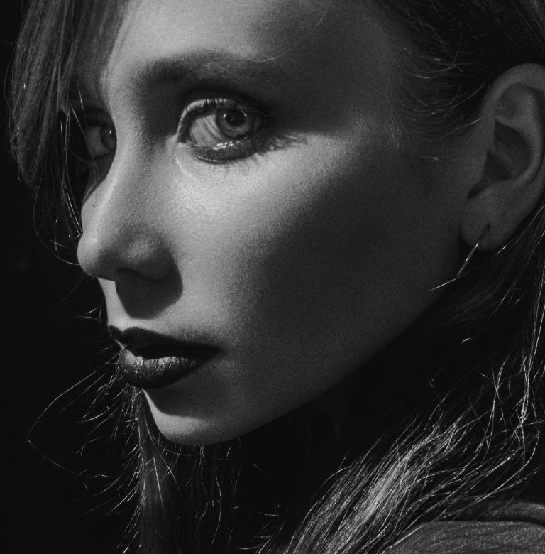 Free stock image of Fashion portrait created by Alexander Krivitskiy