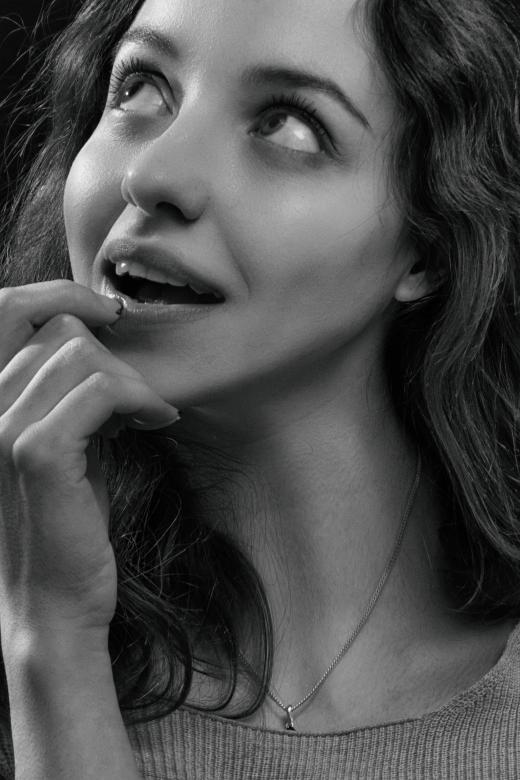 Free stock image of Thinking woman created by Alexander Krivitskiy