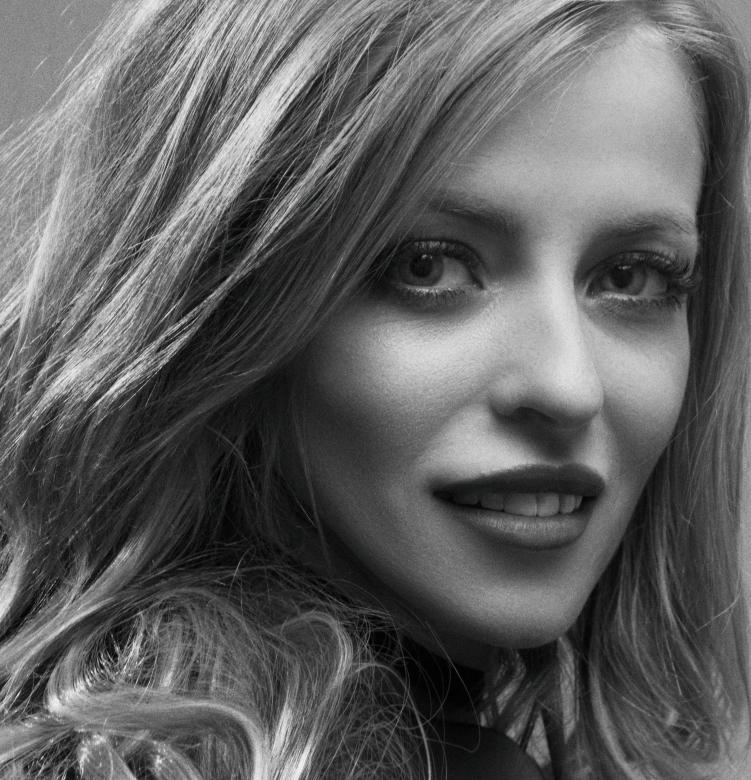 Free stock image of Beauty portrait created by Alexander Krivitskiy