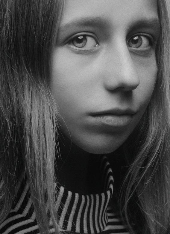 Free stock image of Young girl portrait created by Alexander Krivitskiy