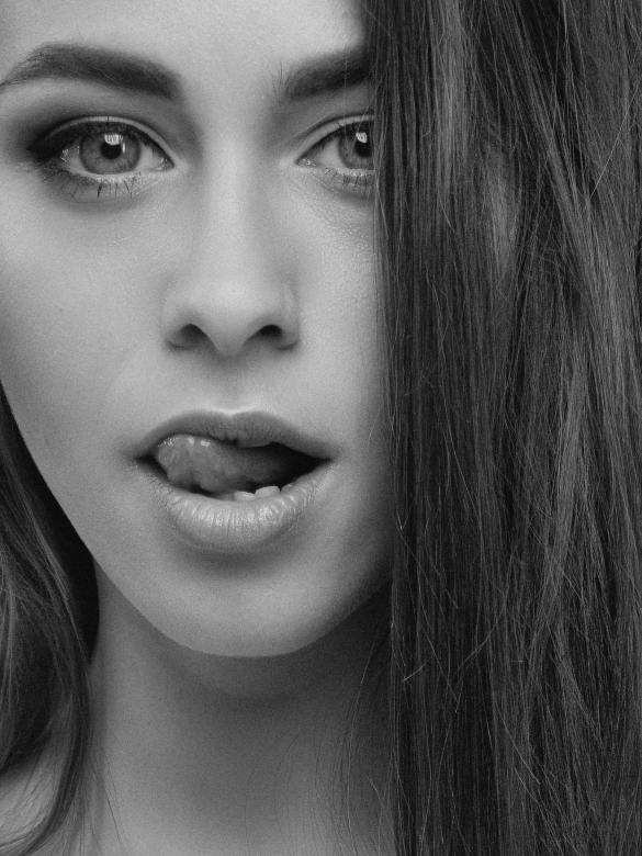 Free stock image of Woman licking lips created by Alexander Krivitskiy
