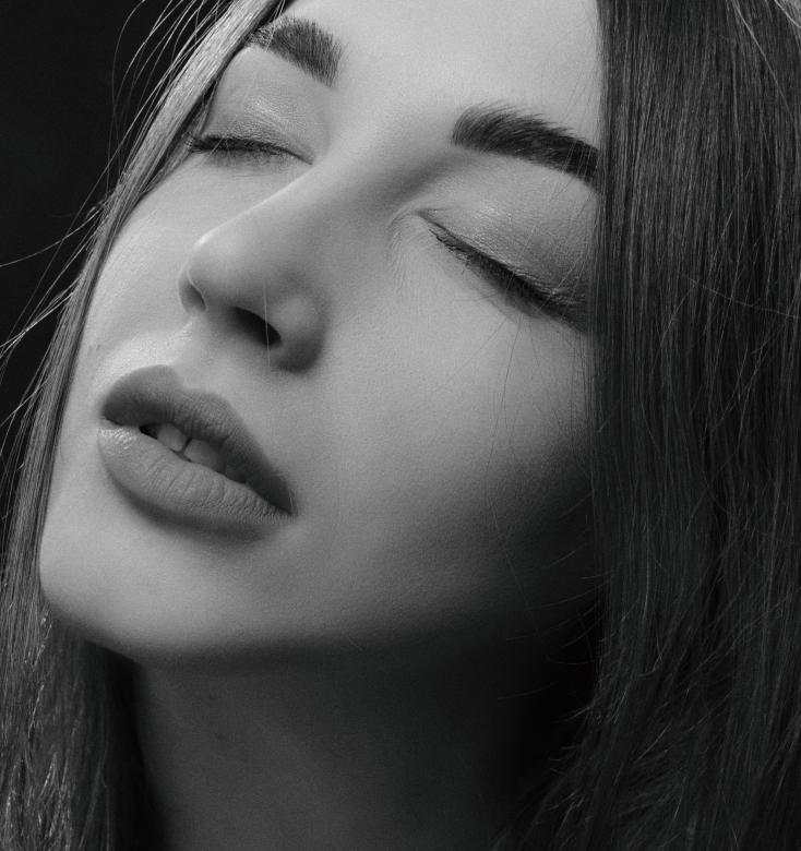 Free stock image of Relaxed woman created by Alexander Krivitskiy