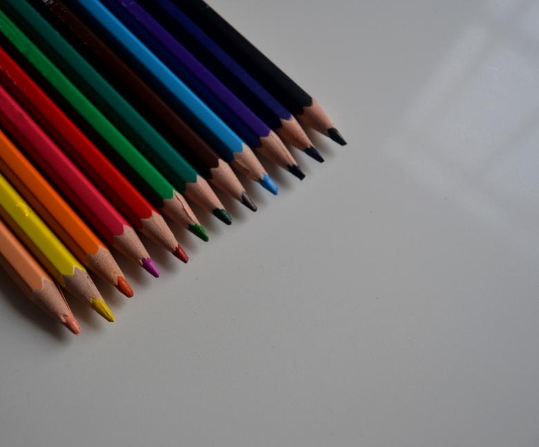 Free stock image of Pencils of different colors lined up created by Pedro P. Alcantara