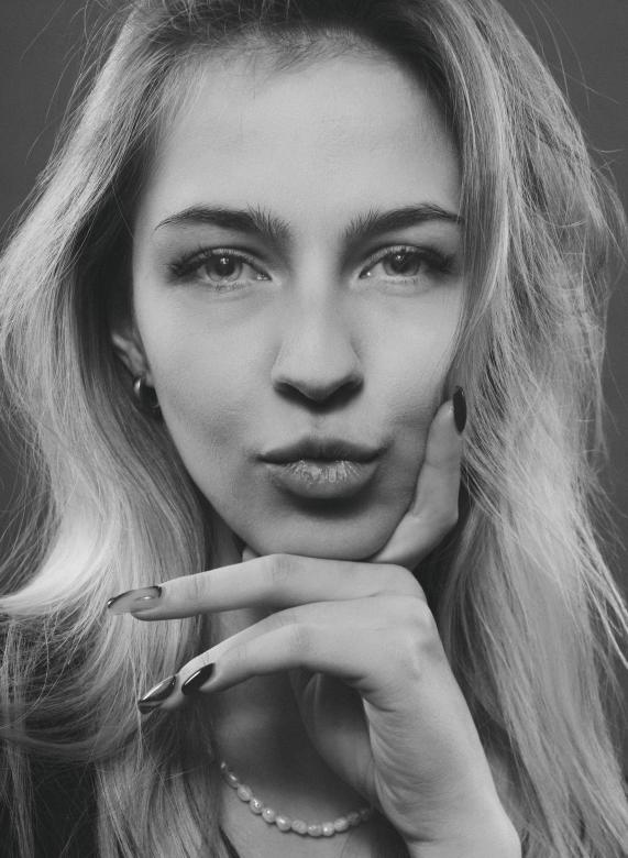 Free stock image of Beauty portrait created by Alexander Krivitskiy