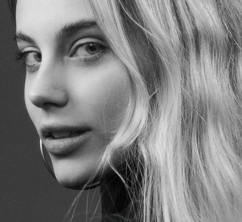 Free stock image of Beauty portrait created by Alexander Krivitskiy