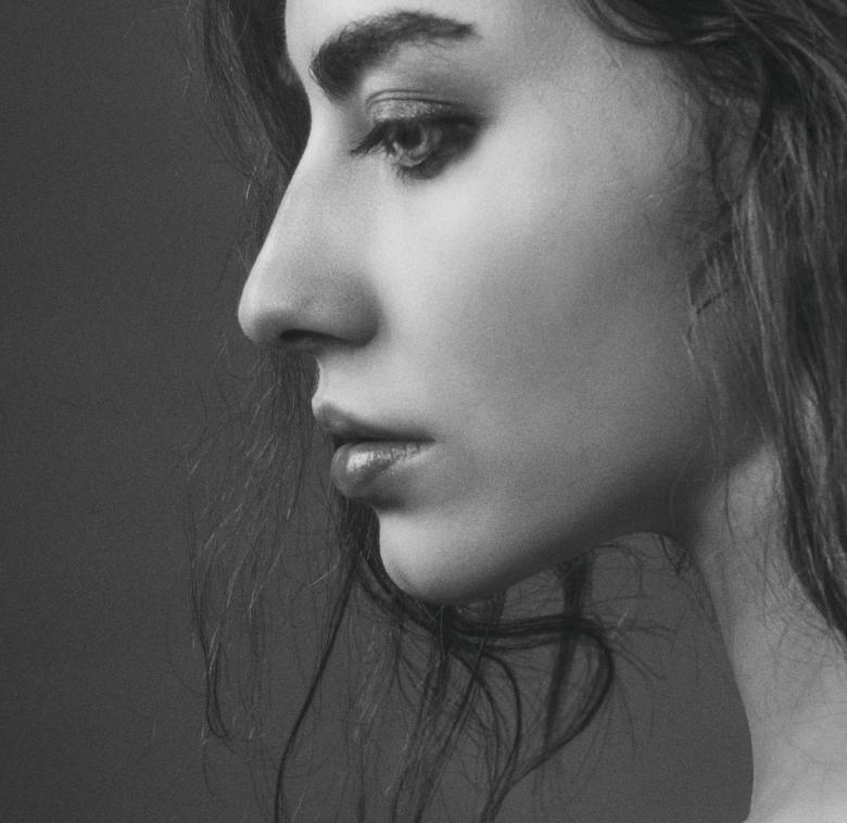 Free stock image of Female profile created by Alexander Krivitskiy