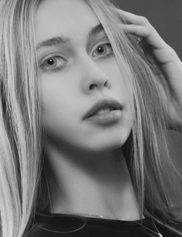 Free stock image of Beauty portrait created by Alexander Krivitskiy