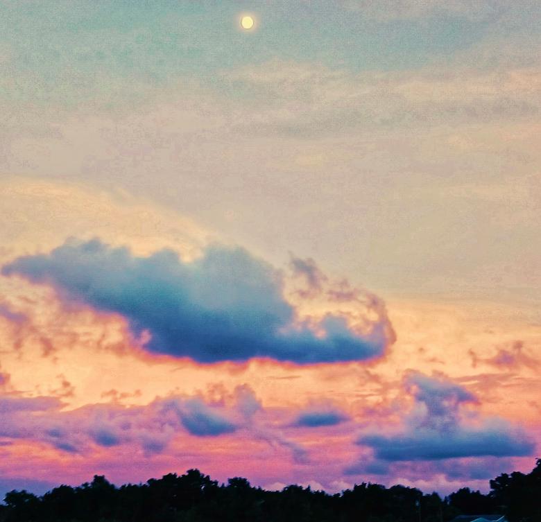 Free stock image of Moon rise created by Samantha Mae Carter