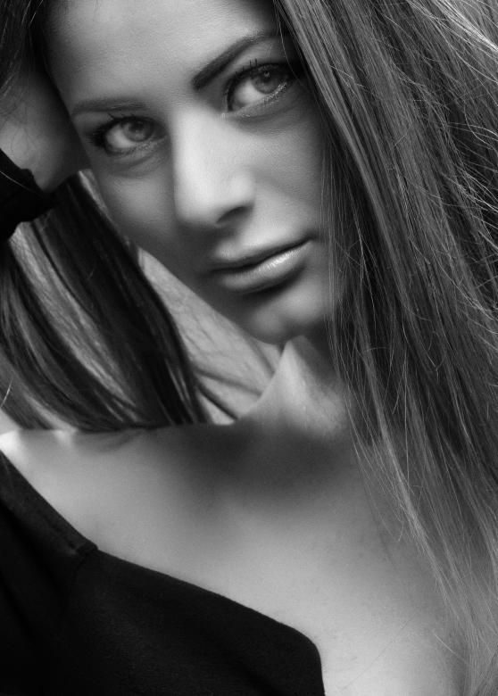 Free stock image of Beauty portrait created by Alexander Krivitskiy
