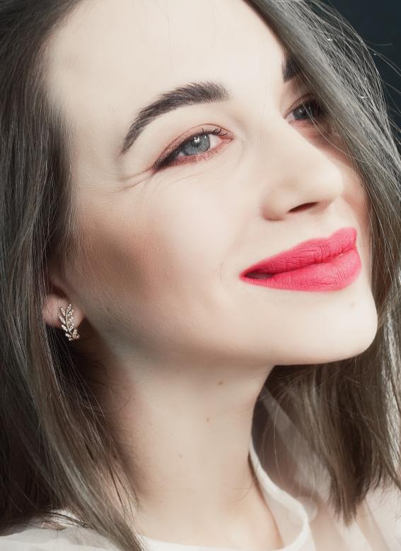 Free stock image of Beauty portrait created by Alexander Krivitskiy
