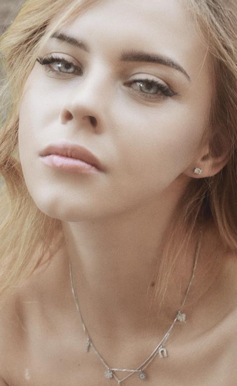 Free stock image of Beauty portrait created by Alexander Krivitskiy