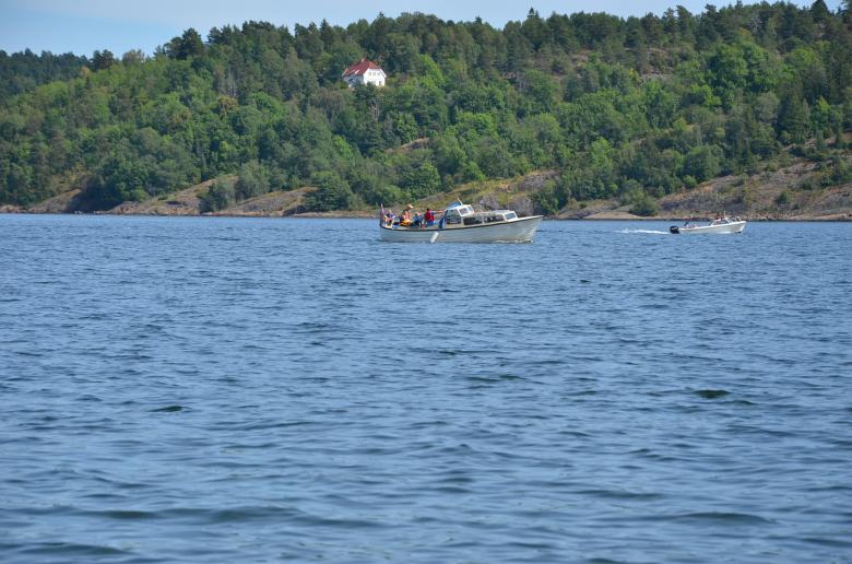 Free stock image of Two boats on the Tonsbergfjord created by Erik Schellingerhout