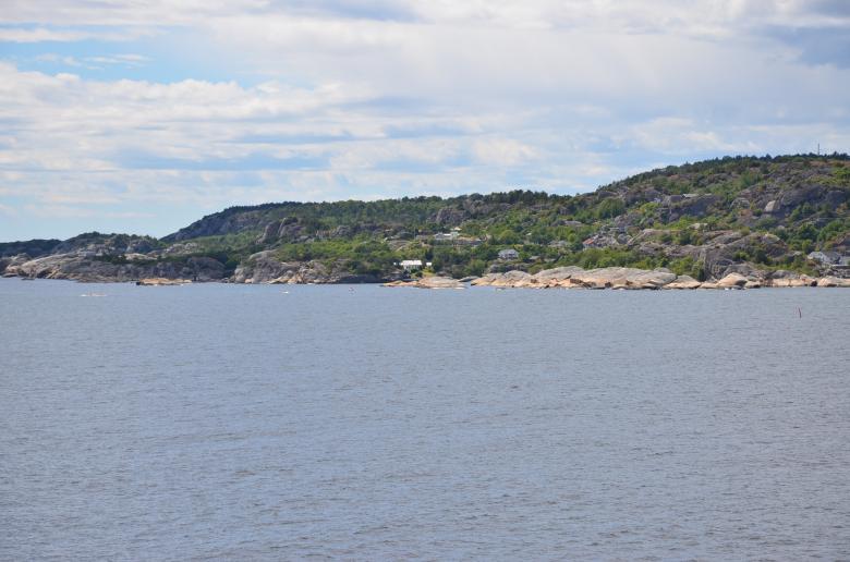 Free stock image of Close to the coast, a view from a ferry created by Erik Schellingerhout