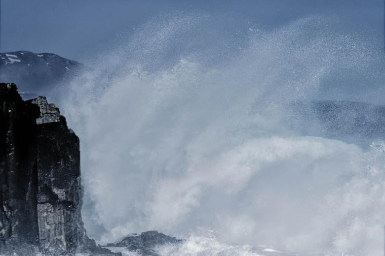 Free stock image of Waves breaking  created by Geoffrey Whiteway