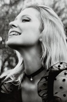 Free Stock Photo of Smiling woman
