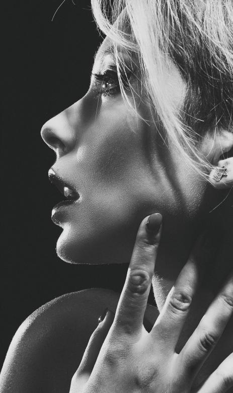 Free stock image of Female profile created by Alexander Krivitskiy