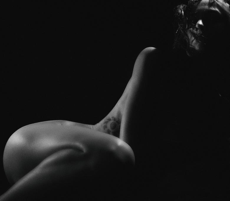 Free stock image of Figure study created by Alexander Krivitskiy