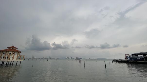 The beautiful scenery of foodcourt in port