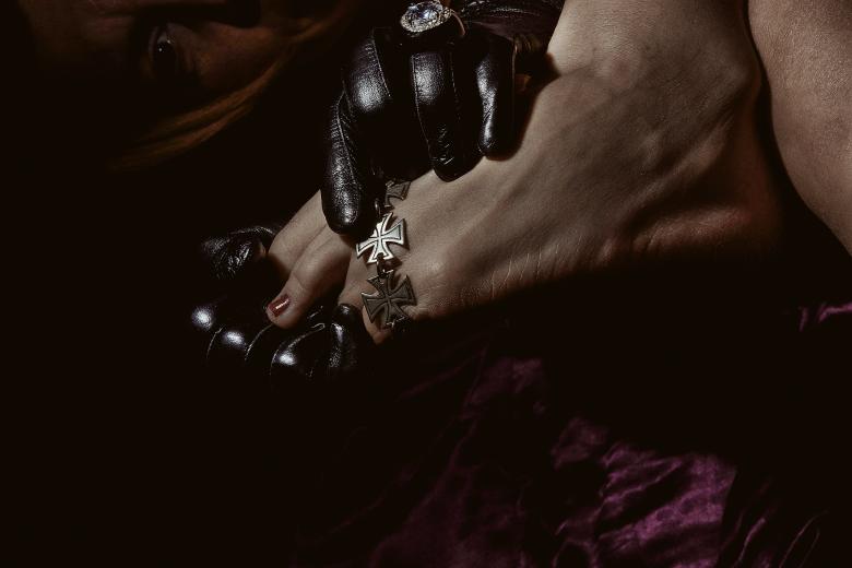 Free stock image of Female foot created by Alexander Krivitskiy