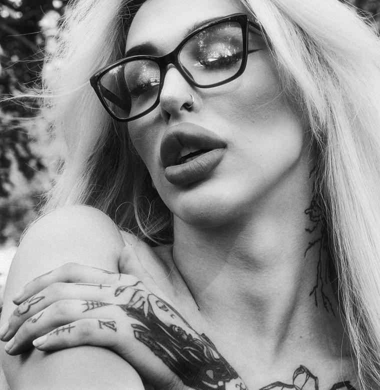 Free stock image of Beauty portrait created by Alexander Krivitskiy