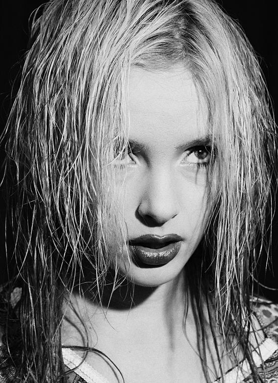 Free stock image of Seductive woman created by Alexander Krivitskiy