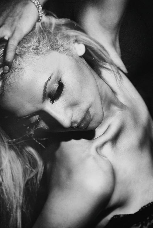 Free stock image of Glamour portrait created by Alexander Krivitskiy