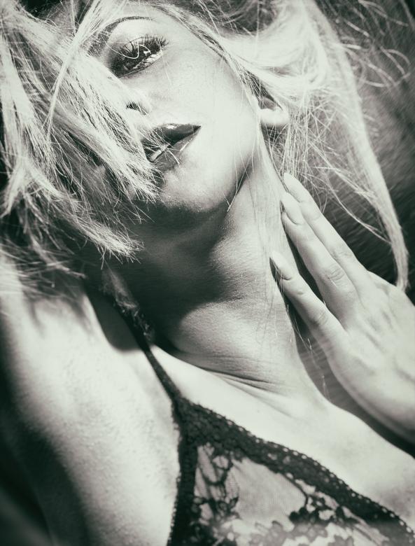 Free stock image of Glamour portrait created by Alexander Krivitskiy