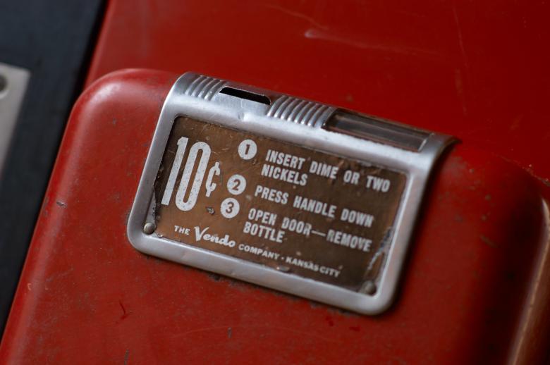 Free stock image of Old vending machine created by Secret Agency