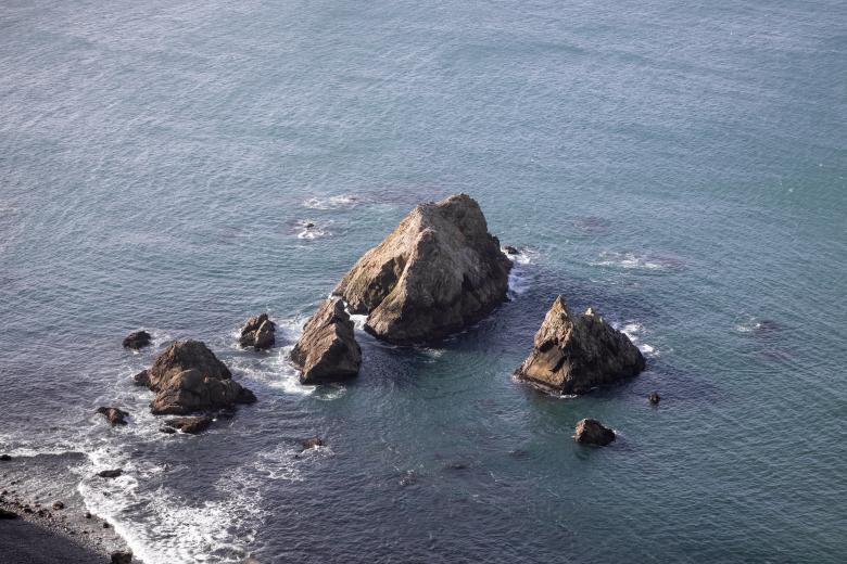 Free stock image of Rocks ocean coast created by Matt Bango