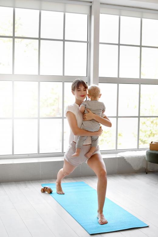 Free stock image of Yoga mom created by Yoga