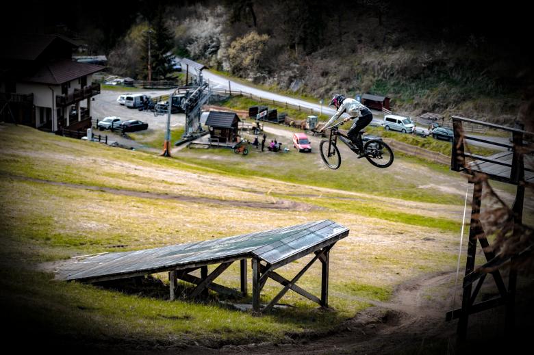 Free stock image of Bicycle jump created by Igor Krivek