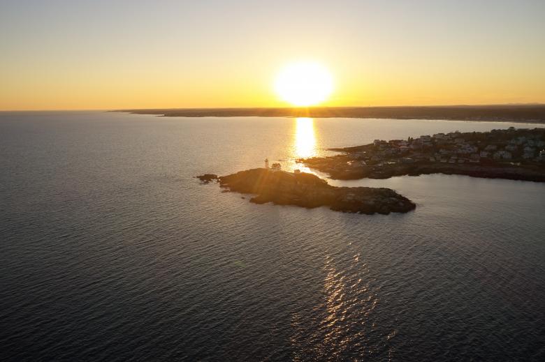 Free stock image of Ocean sunset created by JJ Sky