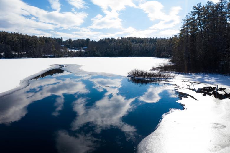 Free stock image of Scenic winter lake created by JJ Sky