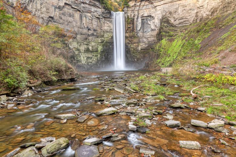 Free stock image of Taughannock Gorge Falls created by Nicolas Raymond