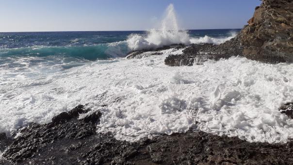 Dynamic Coastal Clash - Free Stock Photo