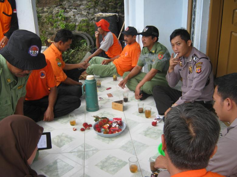 Free stock image of tim penolong korban created by bang doel